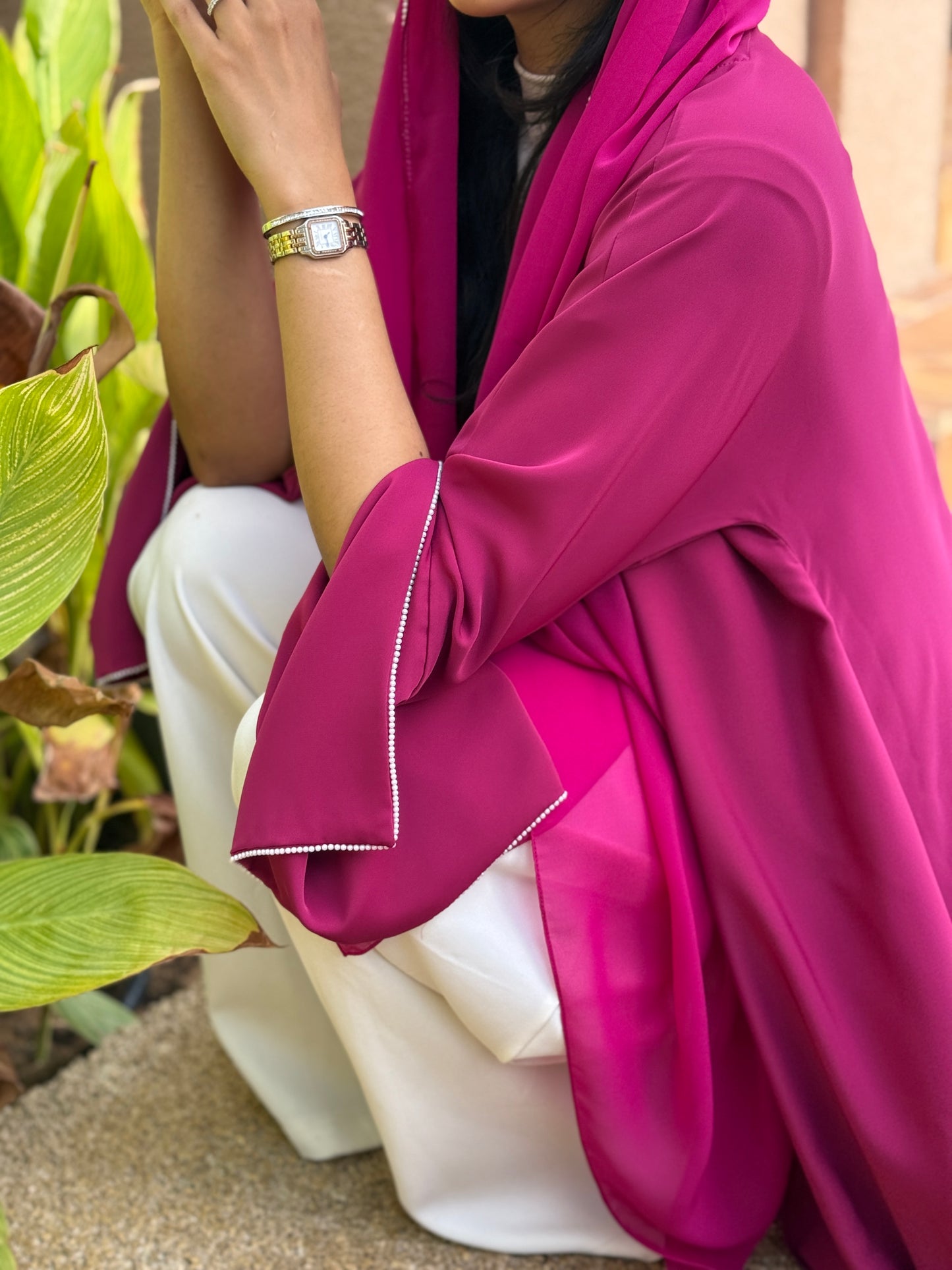 Dainty Pearl Abaya - Magenta