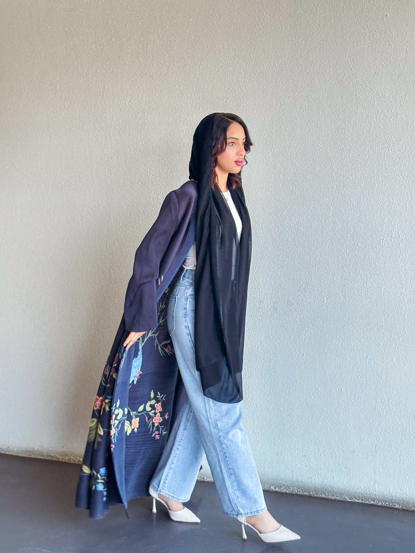 Printed Abaya - Nightingale Plisse