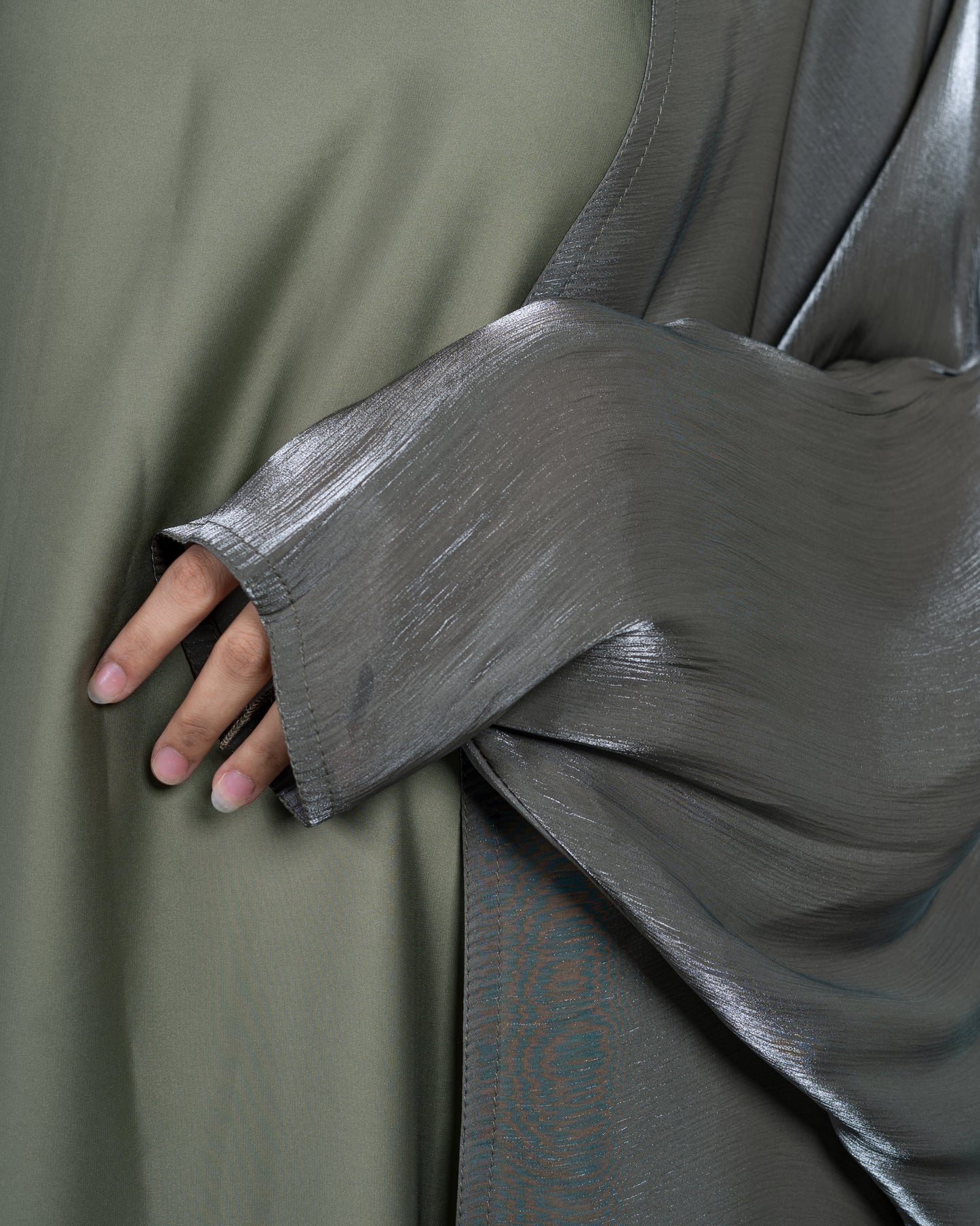 Shimmer bahraini abaya - olive green