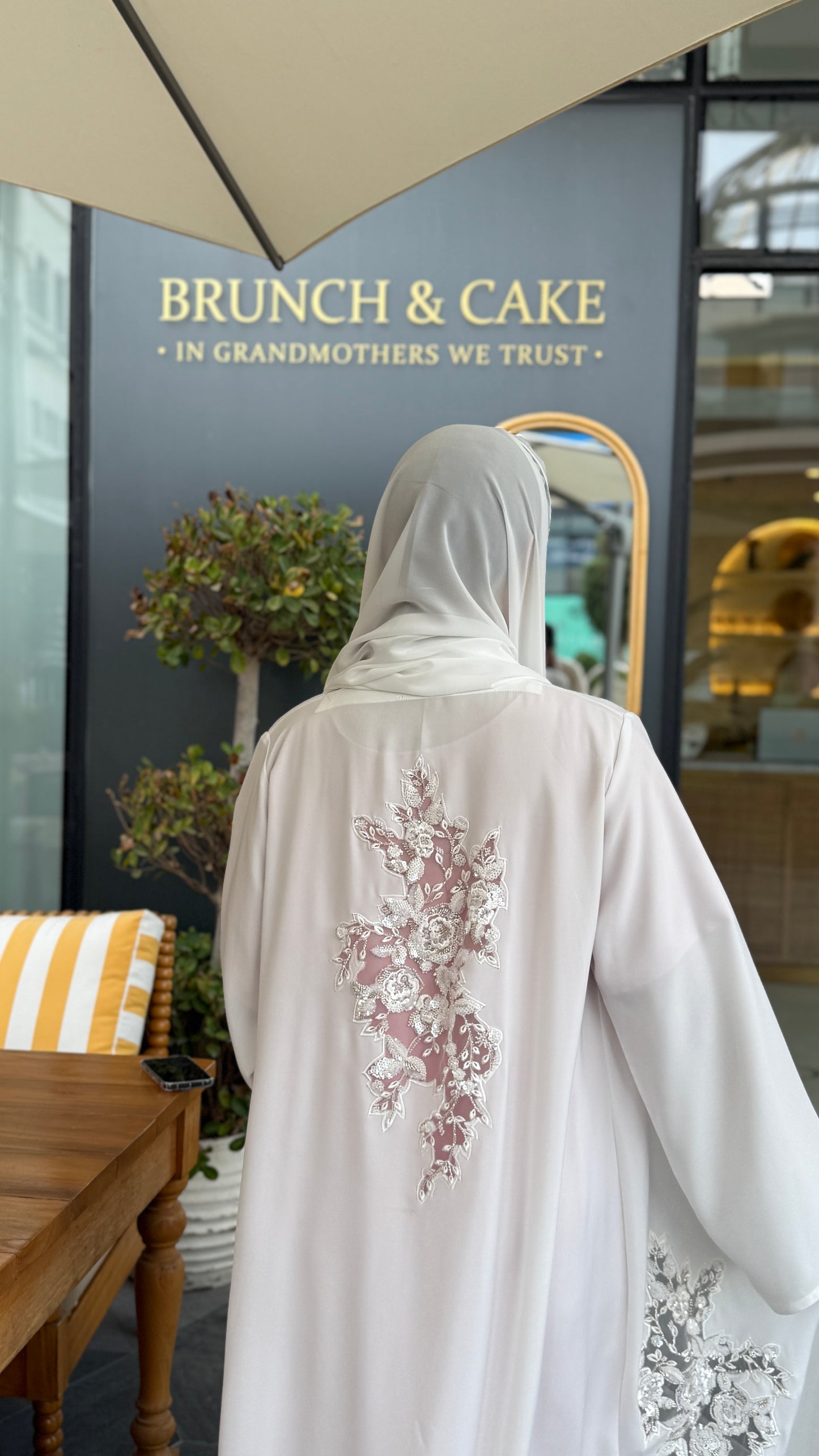 Ivory Bloom Abaya