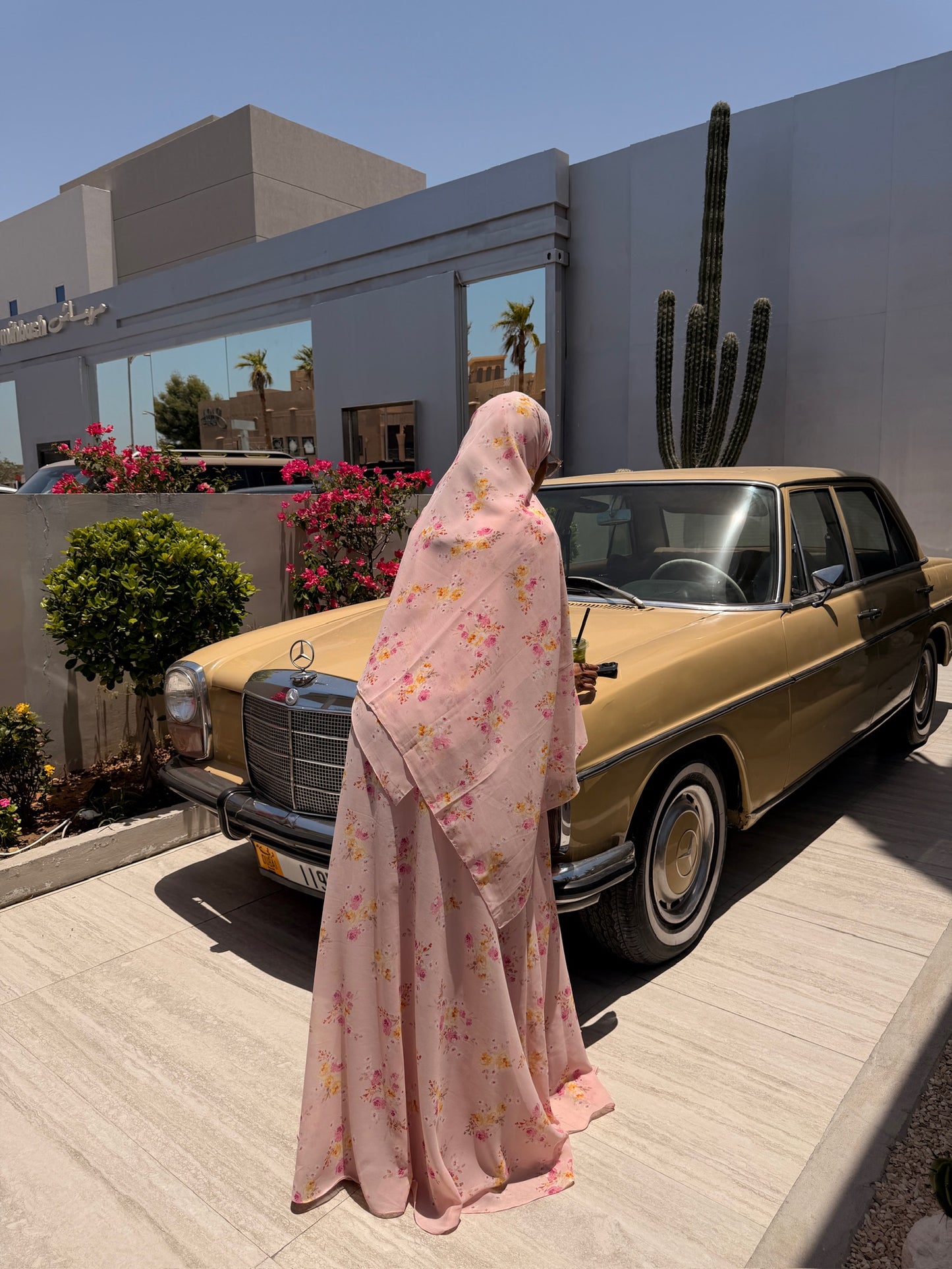 Printed Chiffon Abaya - Pink Lemonade
