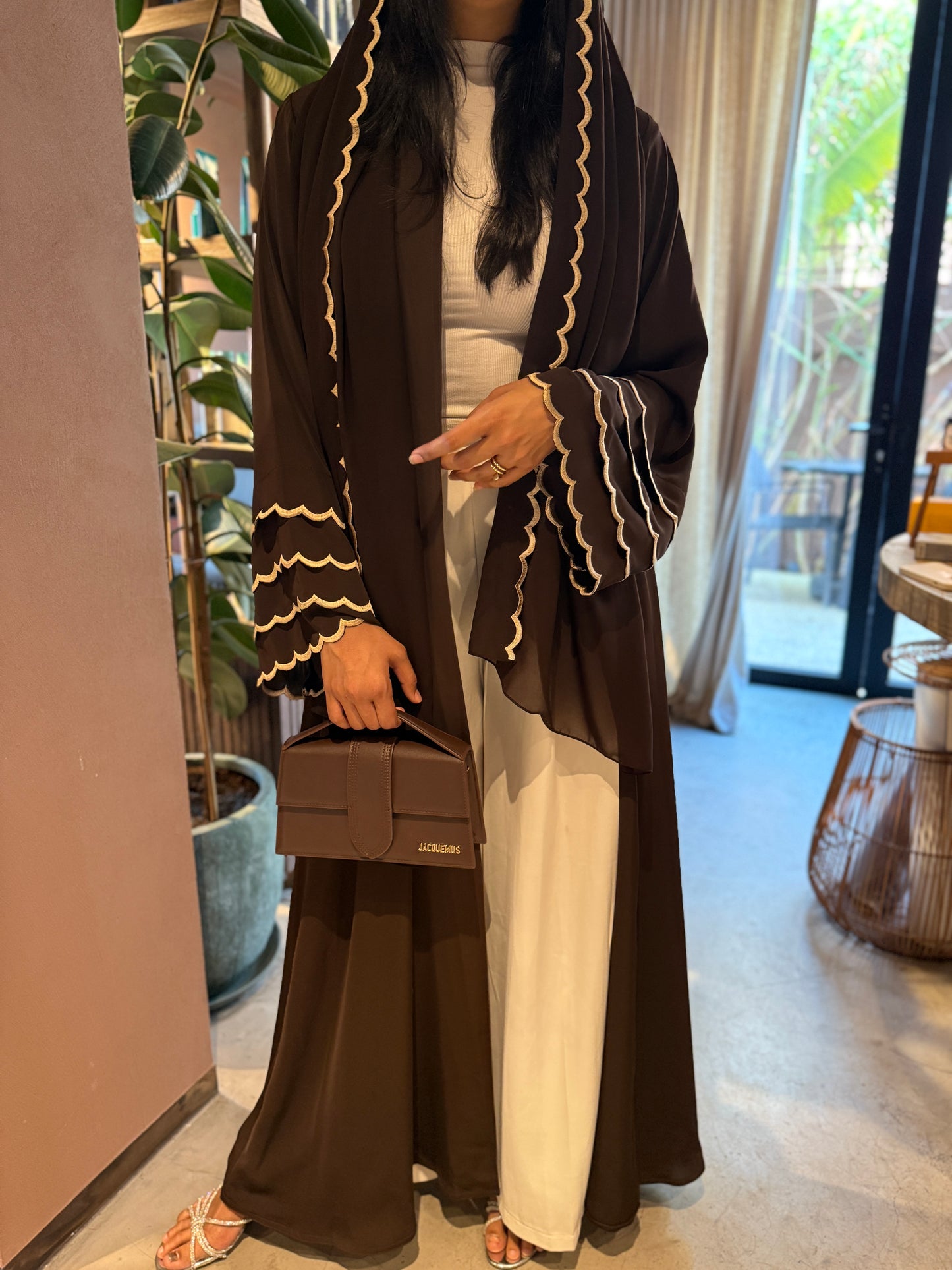 Cambridge Brown Abaya
